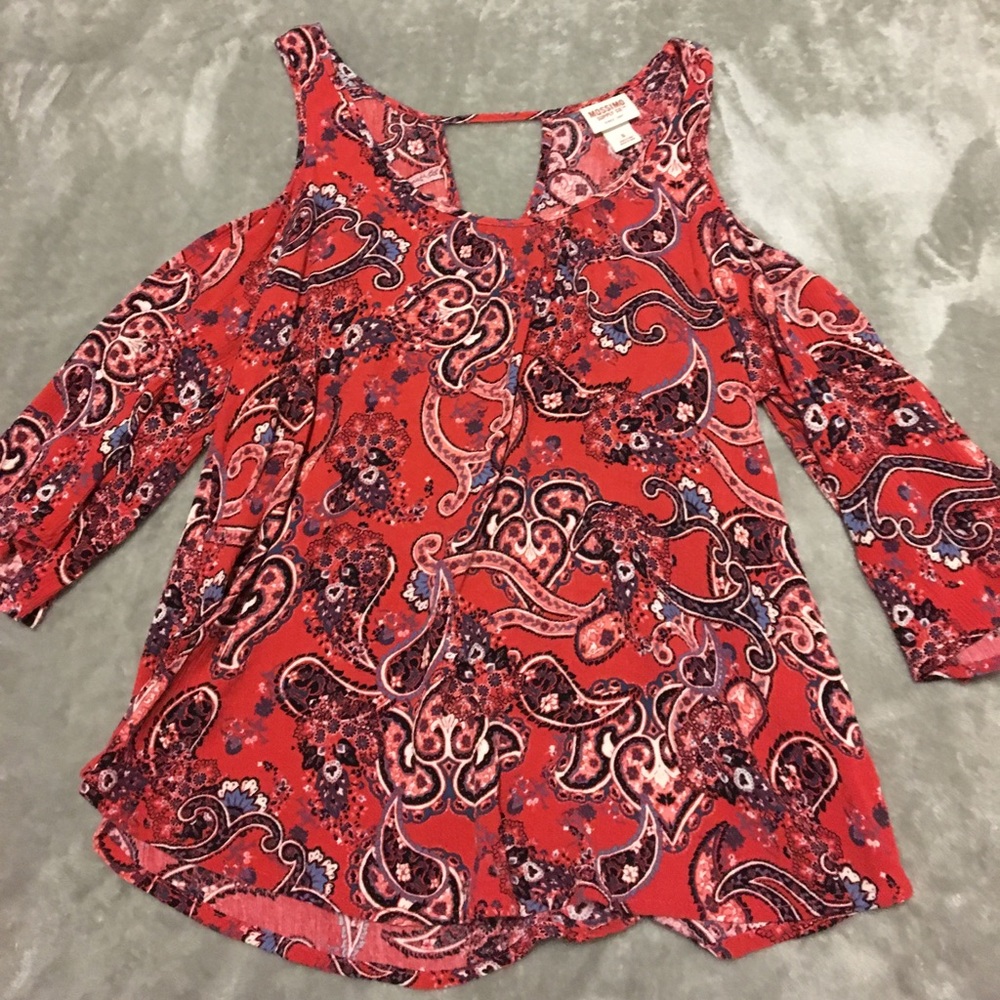 Cold shoulder paisley red blouse